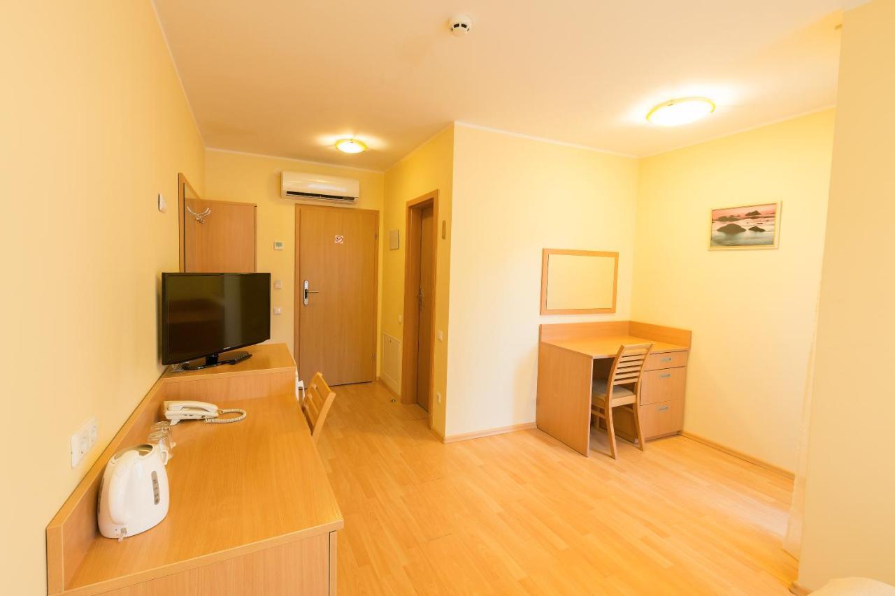 Hotel Vita Self Check In Druskininkai Exterior foto